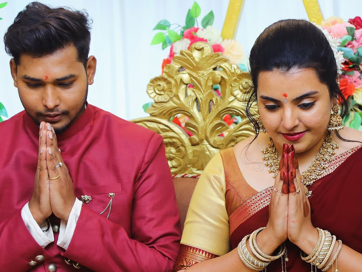 Arundhati Movie Child Artist Divya Nagesh Engagement Photos Viral2