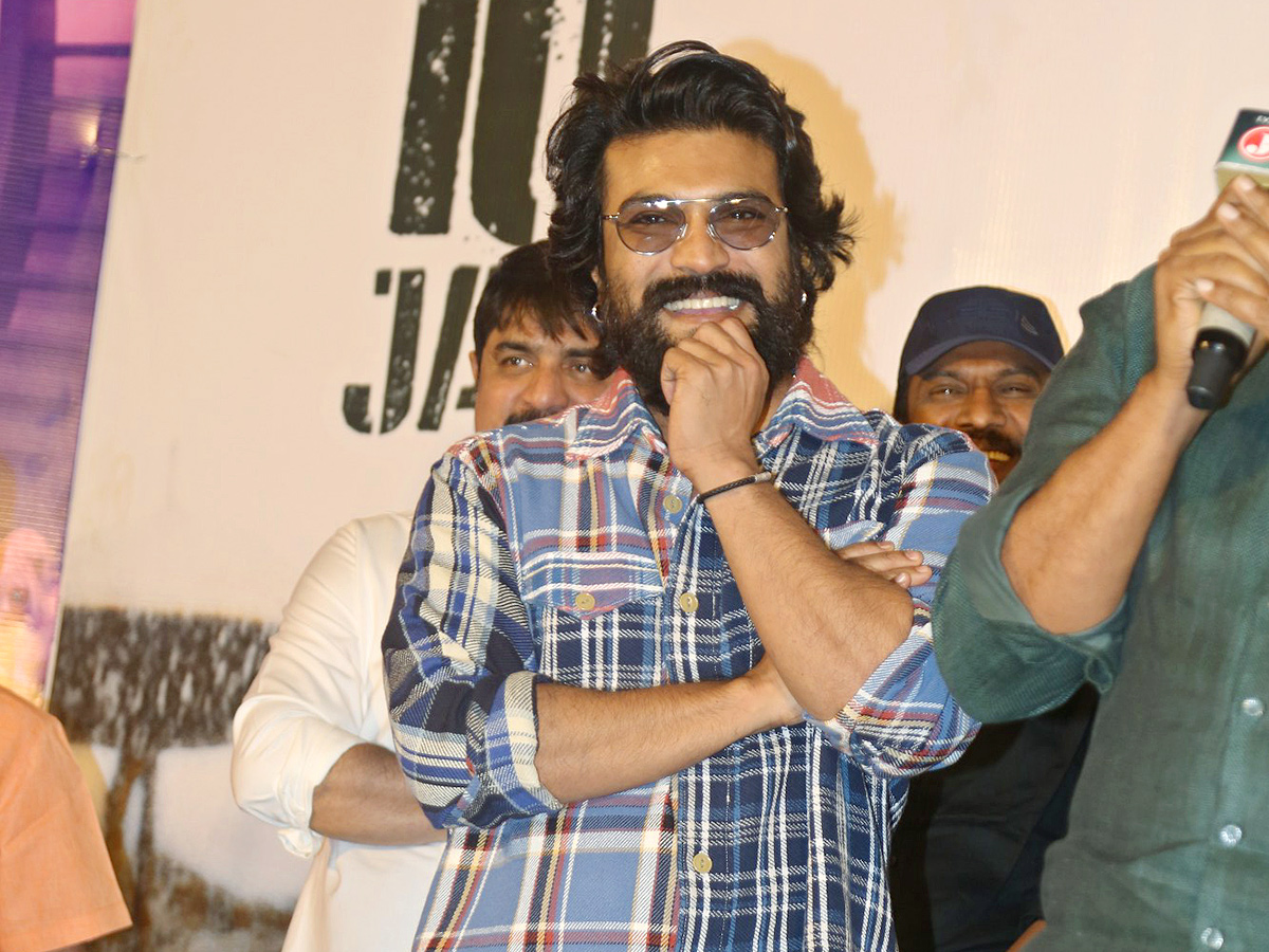 Ram Charan Game Changer Trailer Launch Event Photos31