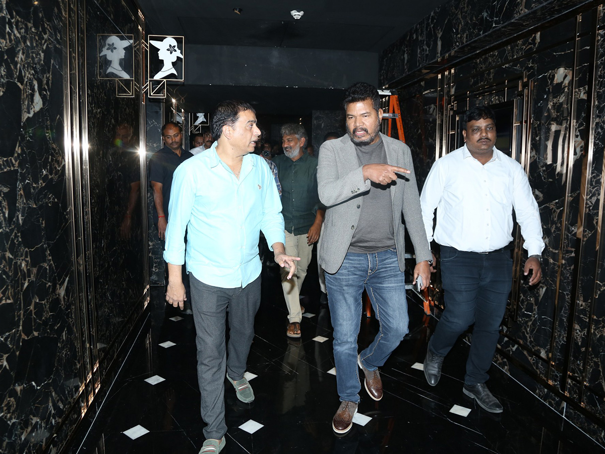 Ram Charan Game Changer Trailer Launch Event Photos7