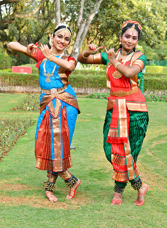 Udyan Utsav begins at Rashtrapati Nilayam in Bollaram Photos13