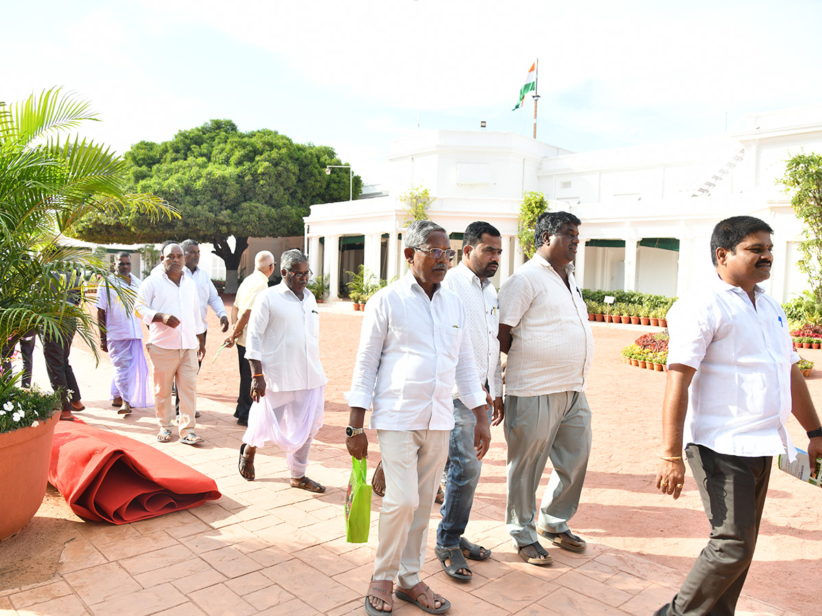 Udyan Utsav begins at Rashtrapati Nilayam in Bollaram Photos25