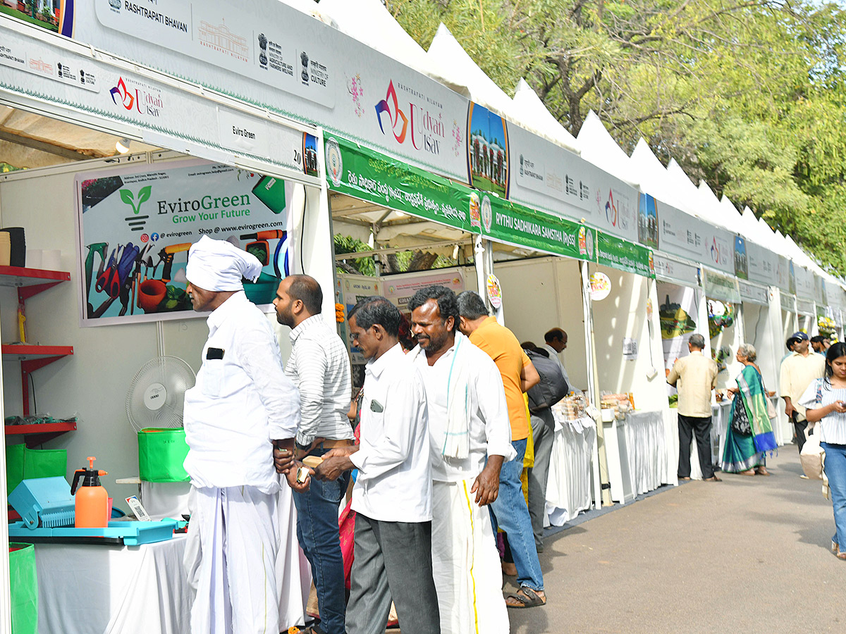 Udyan Utsav begins at Rashtrapati Nilayam in Bollaram Photos30