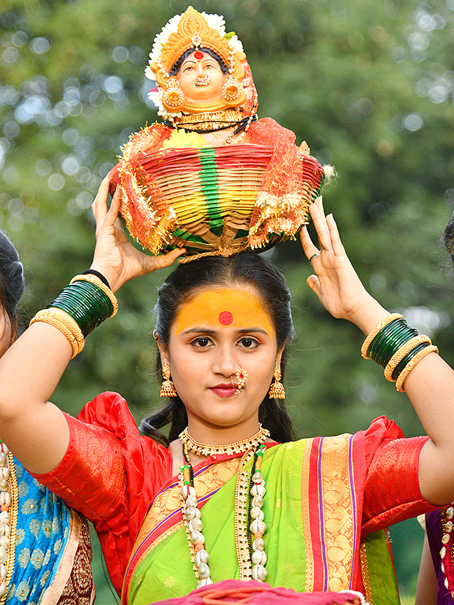 Udyan Utsav begins at Rashtrapati Nilayam in Bollaram Photos9