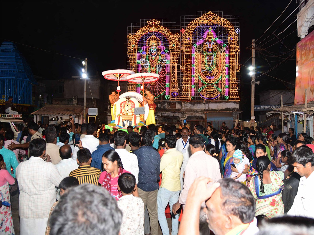 Tirumala Tholi Gadapa Sri Lakshmi Venkateshwara Swamy brahmotsavam photos8