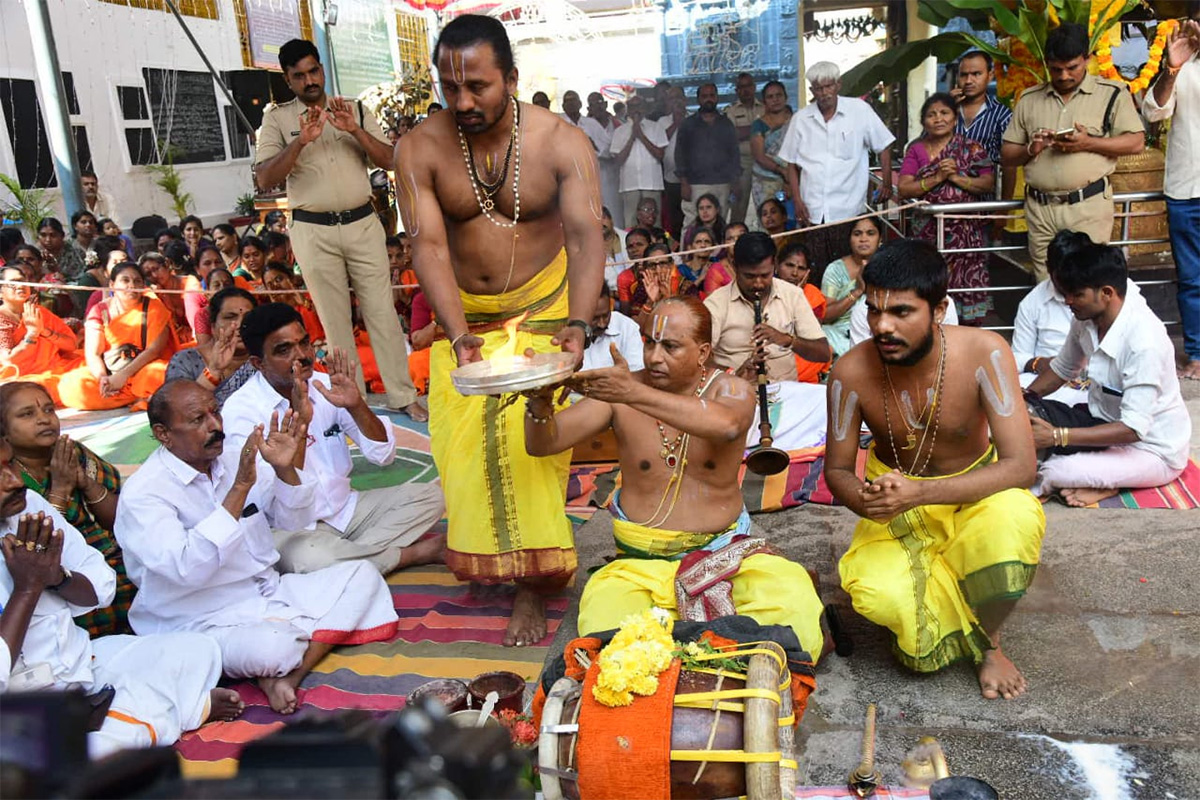 Tirumala Tholi Gadapa Sri Lakshmi Venkateshwara Swamy brahmotsavam photos16