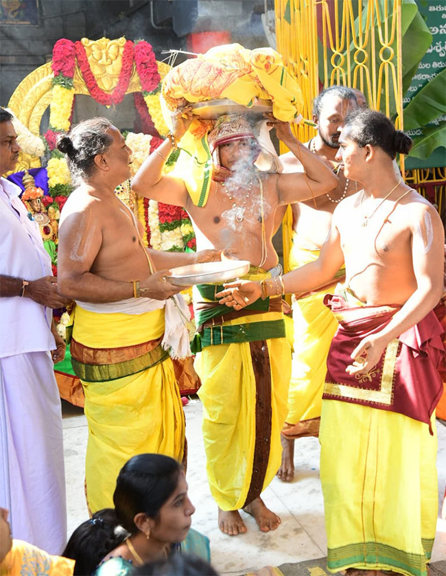 Tirumala Tholi Gadapa Sri Lakshmi Venkateshwara Swamy brahmotsavam photos26