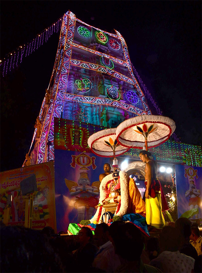 Tirumala Tholi Gadapa Sri Lakshmi Venkateshwara Swamy brahmotsavam photos31