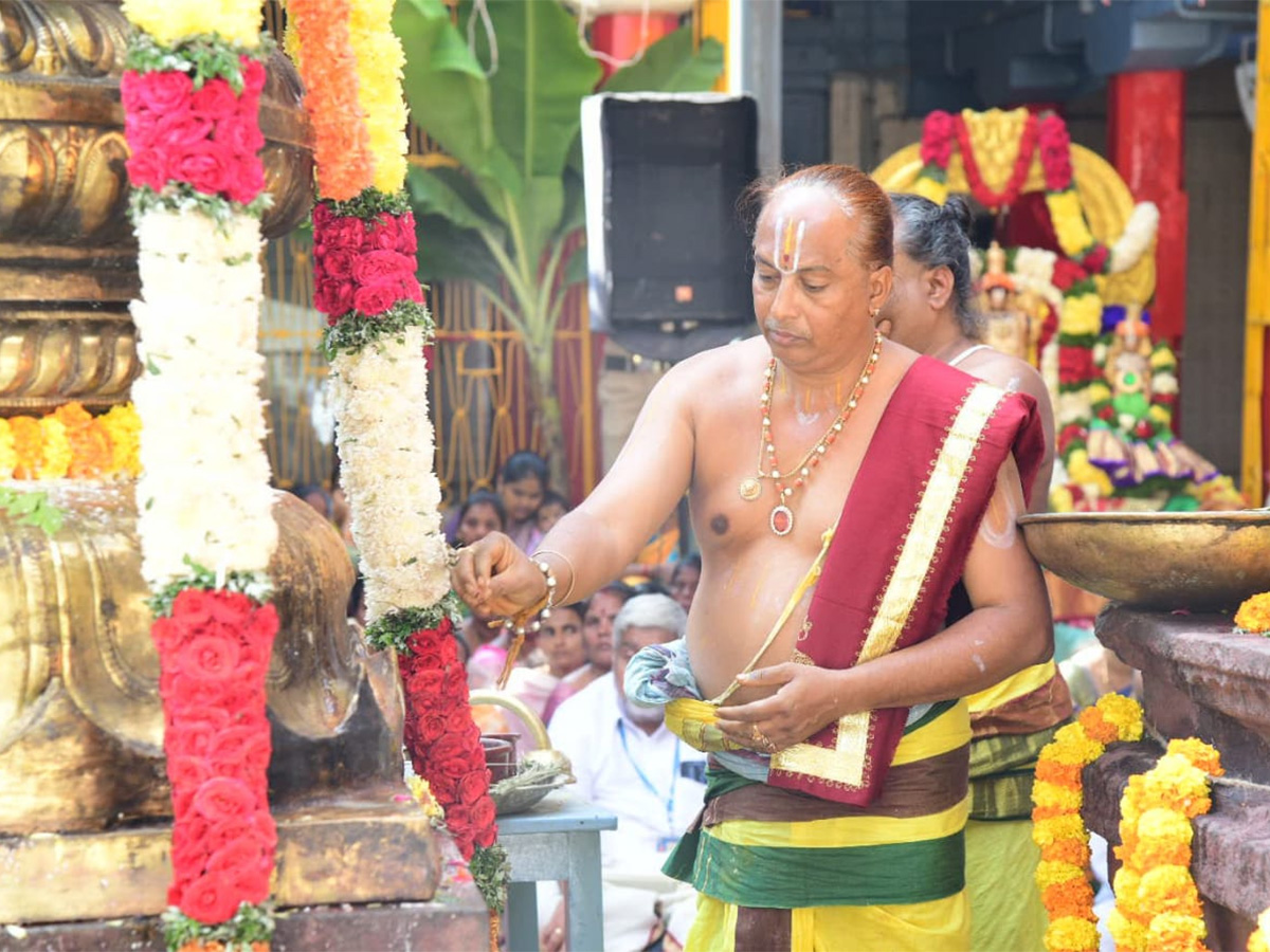 Tirumala Tholi Gadapa Sri Lakshmi Venkateshwara Swamy brahmotsavam photos7