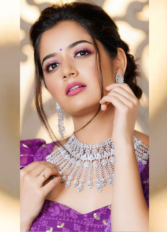 Ashika Ranganath Sizzles in Glamorous Avatars11