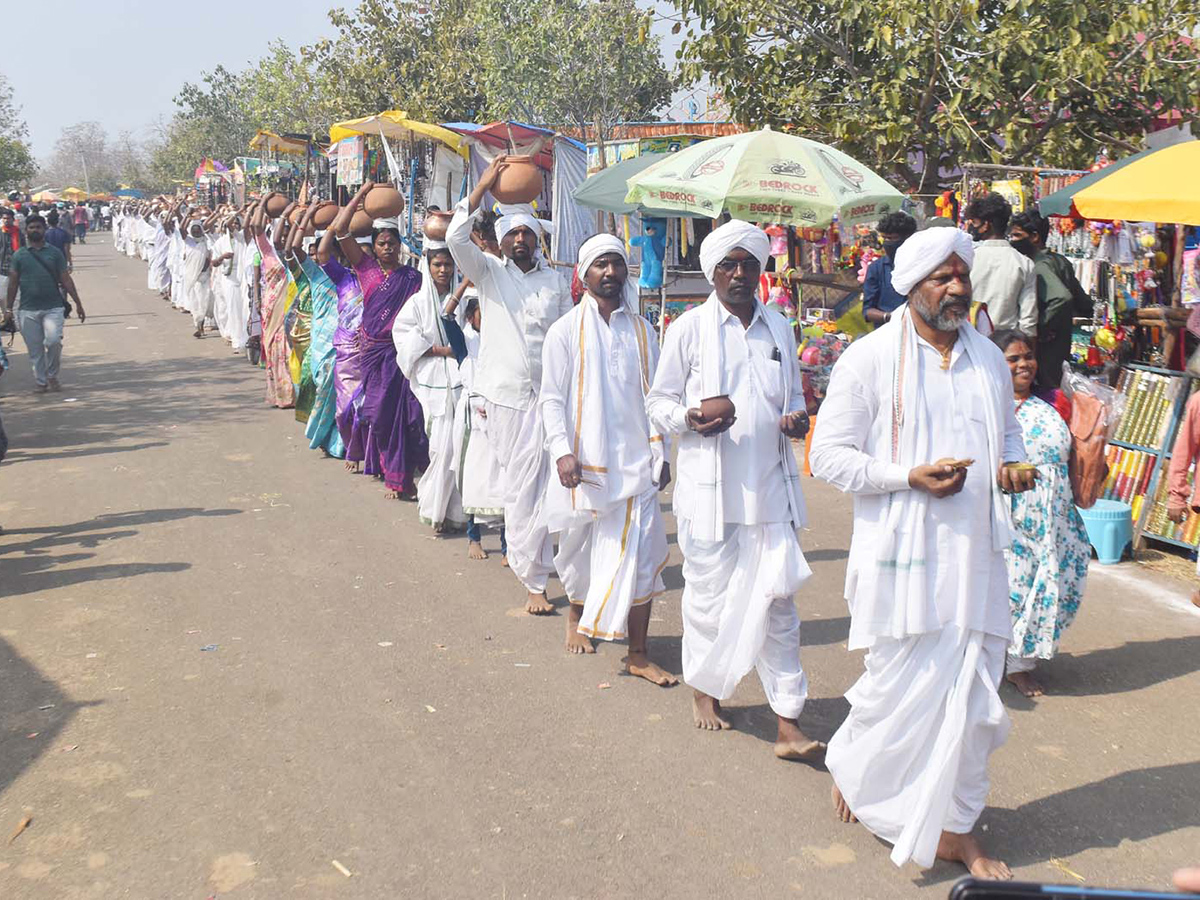 Huge Devotees Rush at Nagoba Jatara22