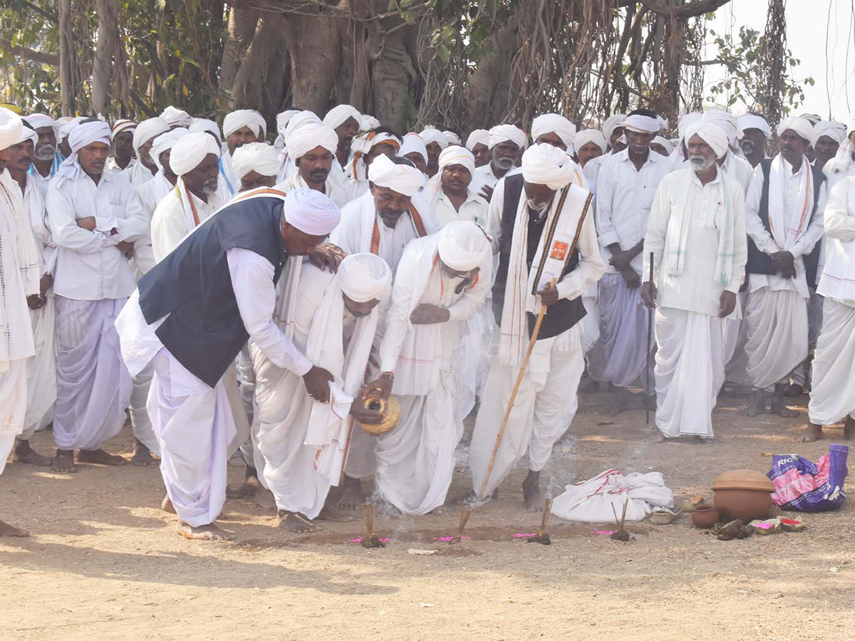 Huge Devotees Rush at Nagoba Jatara24