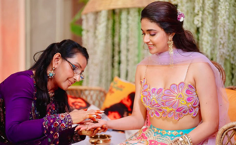 Newlywed Keerthy Suresh Shares Mehendi Ceremony Photos on Social Media10