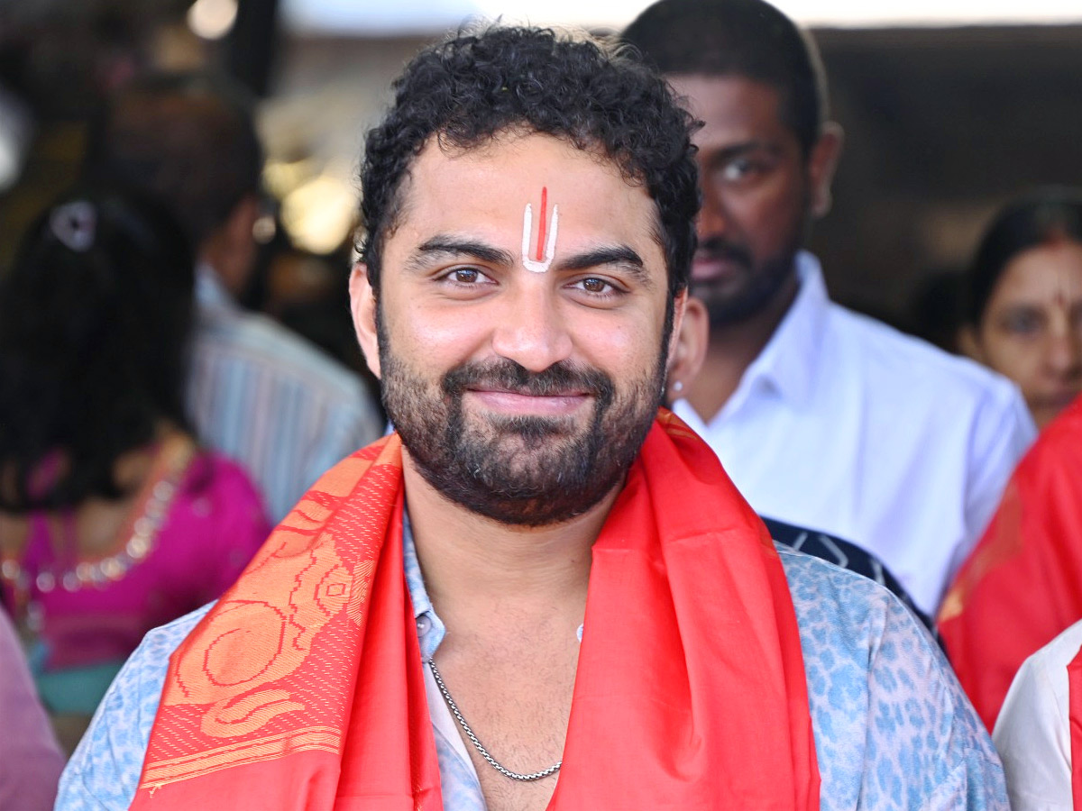 Tollywood Actor Vishwak Sen Visits Tirumala Temple Photos4