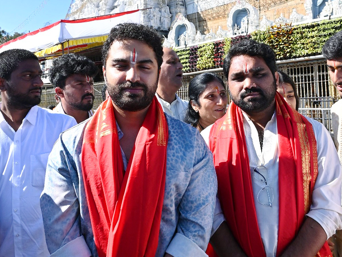 Tollywood Actor Vishwak Sen Visits Tirumala Temple Photos8