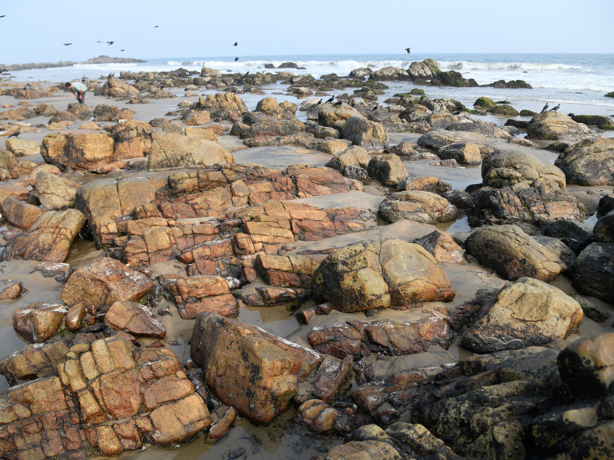 Visakhapatnam Rk Beach Photos Goes Viral2