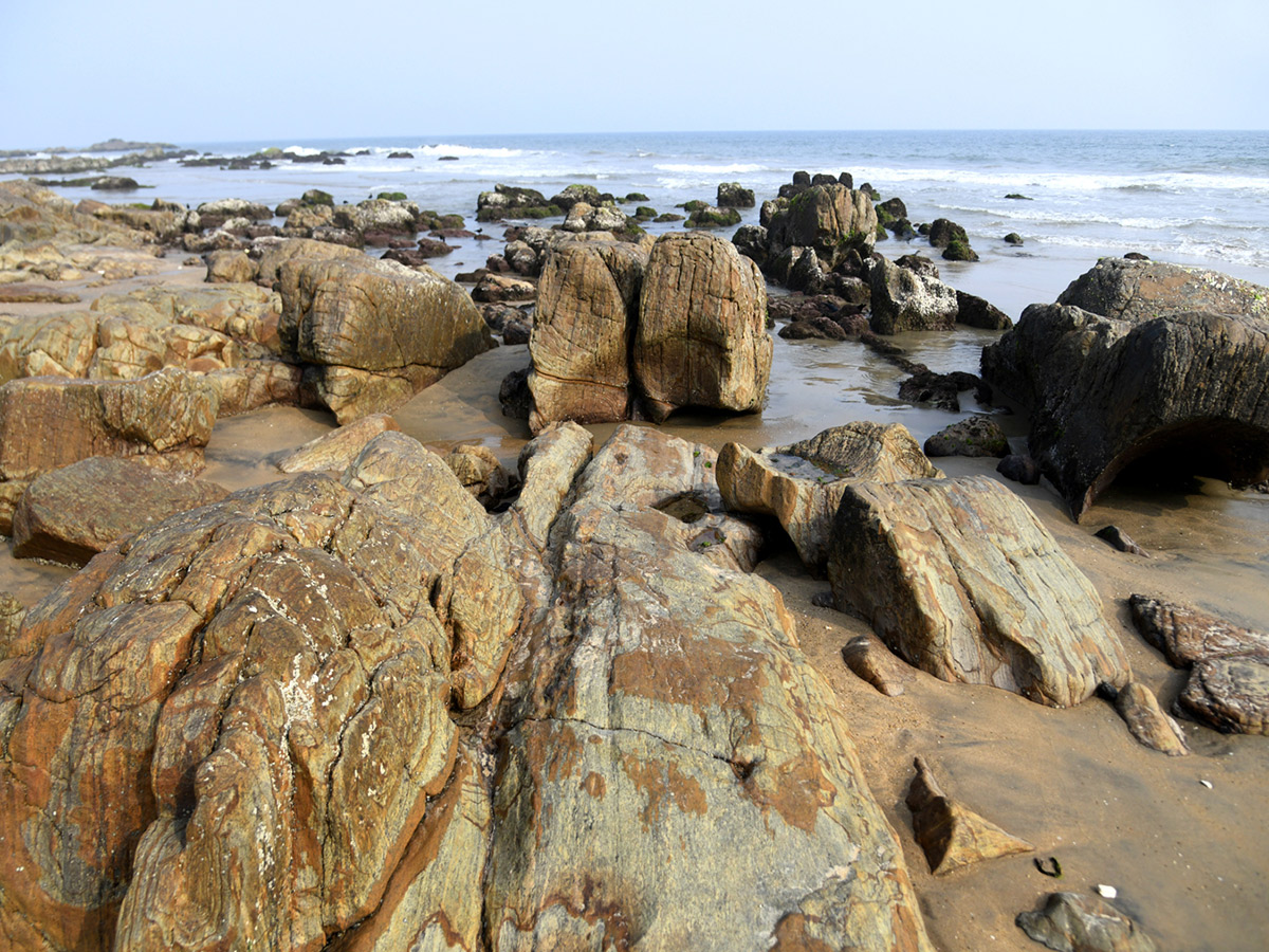 Visakhapatnam Rk Beach Photos Goes Viral5