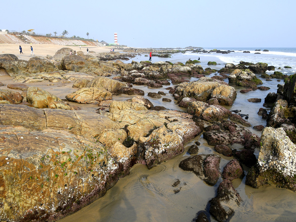 Visakhapatnam Rk Beach Photos Goes Viral7