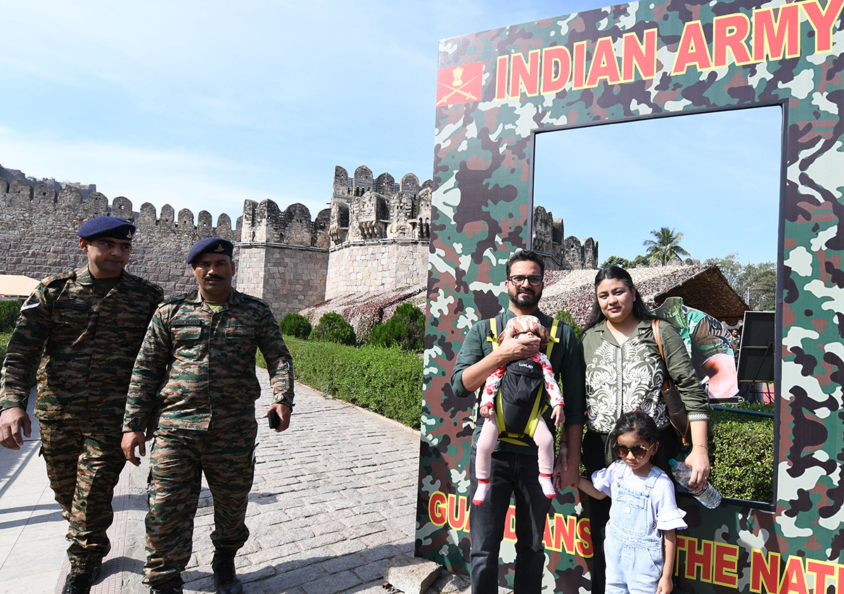 Indian Army 'Know Your Army' Mela at Golconda Fort: Photos10