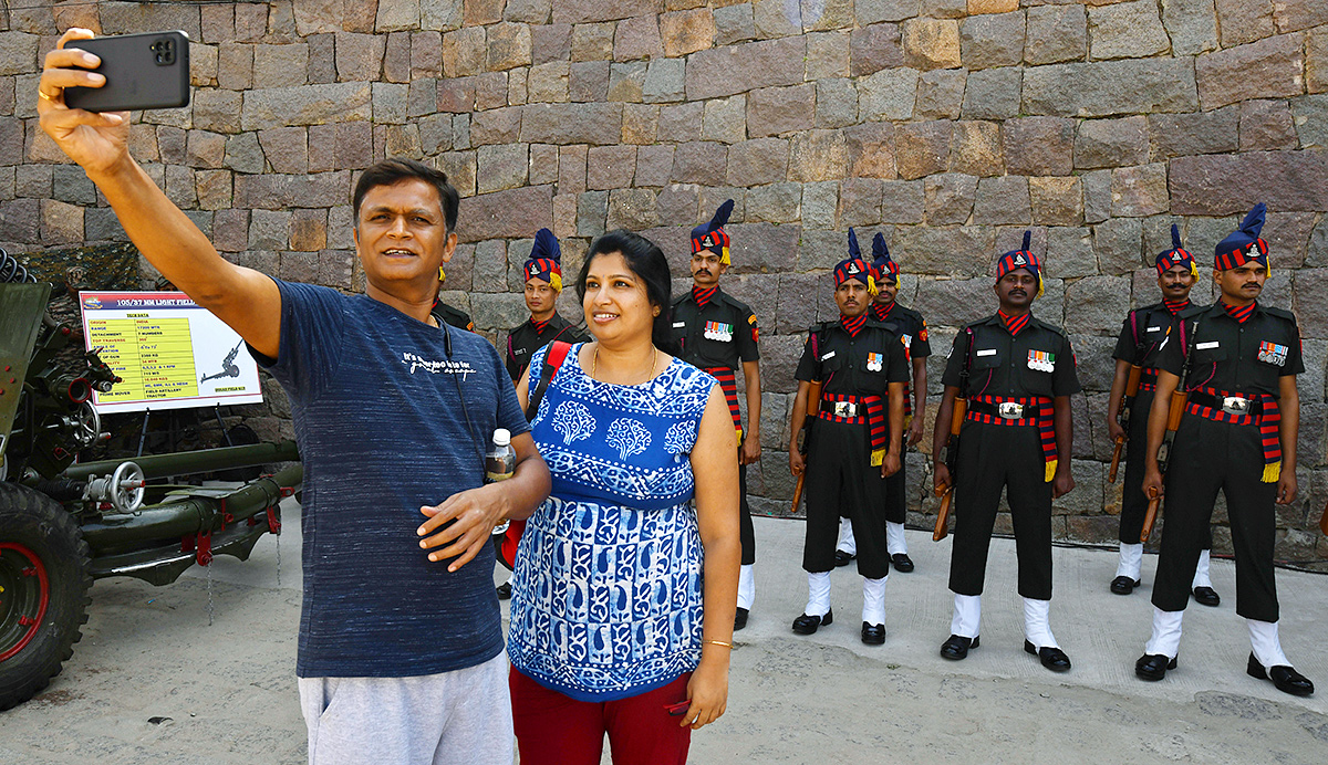 Indian Army 'Know Your Army' Mela at Golconda Fort: Photos14