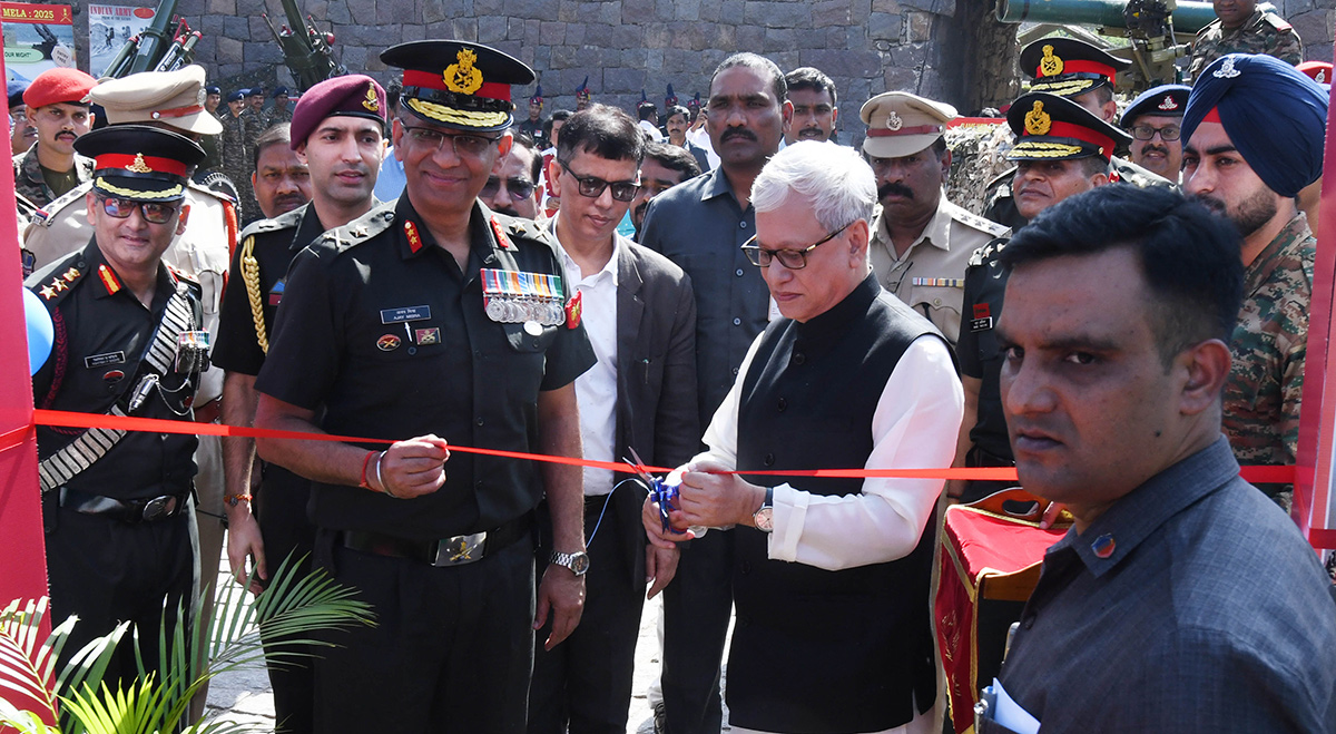 Indian Army 'Know Your Army' Mela at Golconda Fort: Photos28