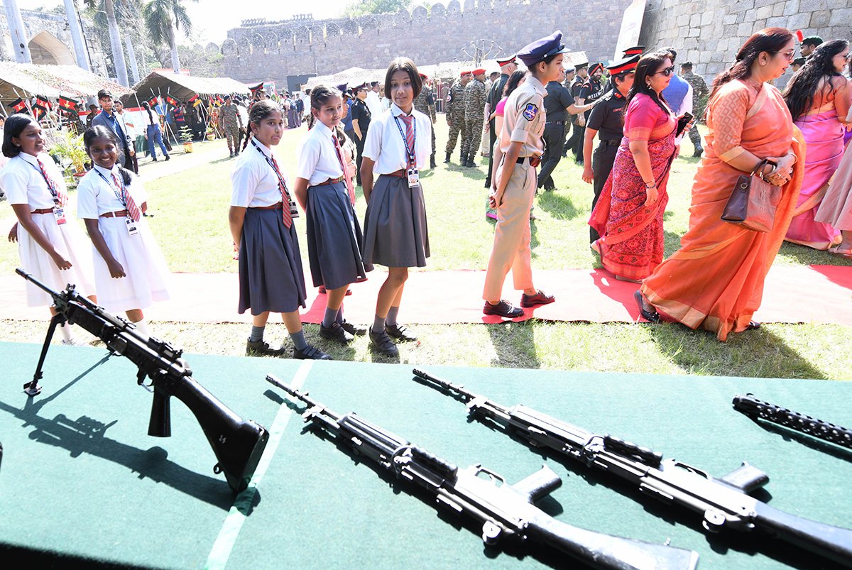 Indian Army 'Know Your Army' Mela at Golconda Fort: Photos30