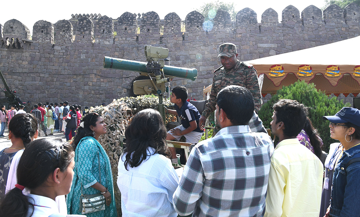 Indian Army 'Know Your Army' Mela at Golconda Fort: Photos5