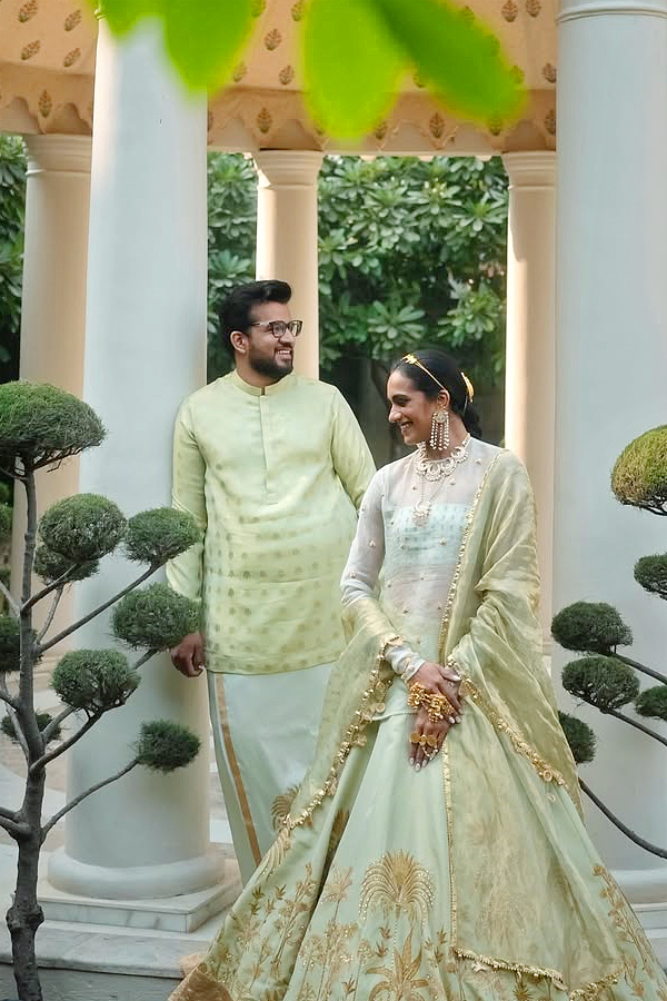 PV Sindhu amazing Olympic medal ring spotted during a wedding Photos17