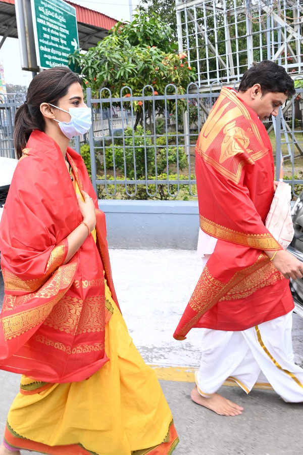 Actress Meenakshi Chaudhary Visits Tirumala13