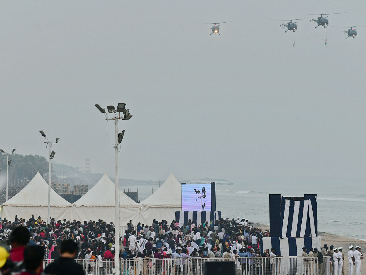 Navy Day celebrated in Visakhapatnam Photos35