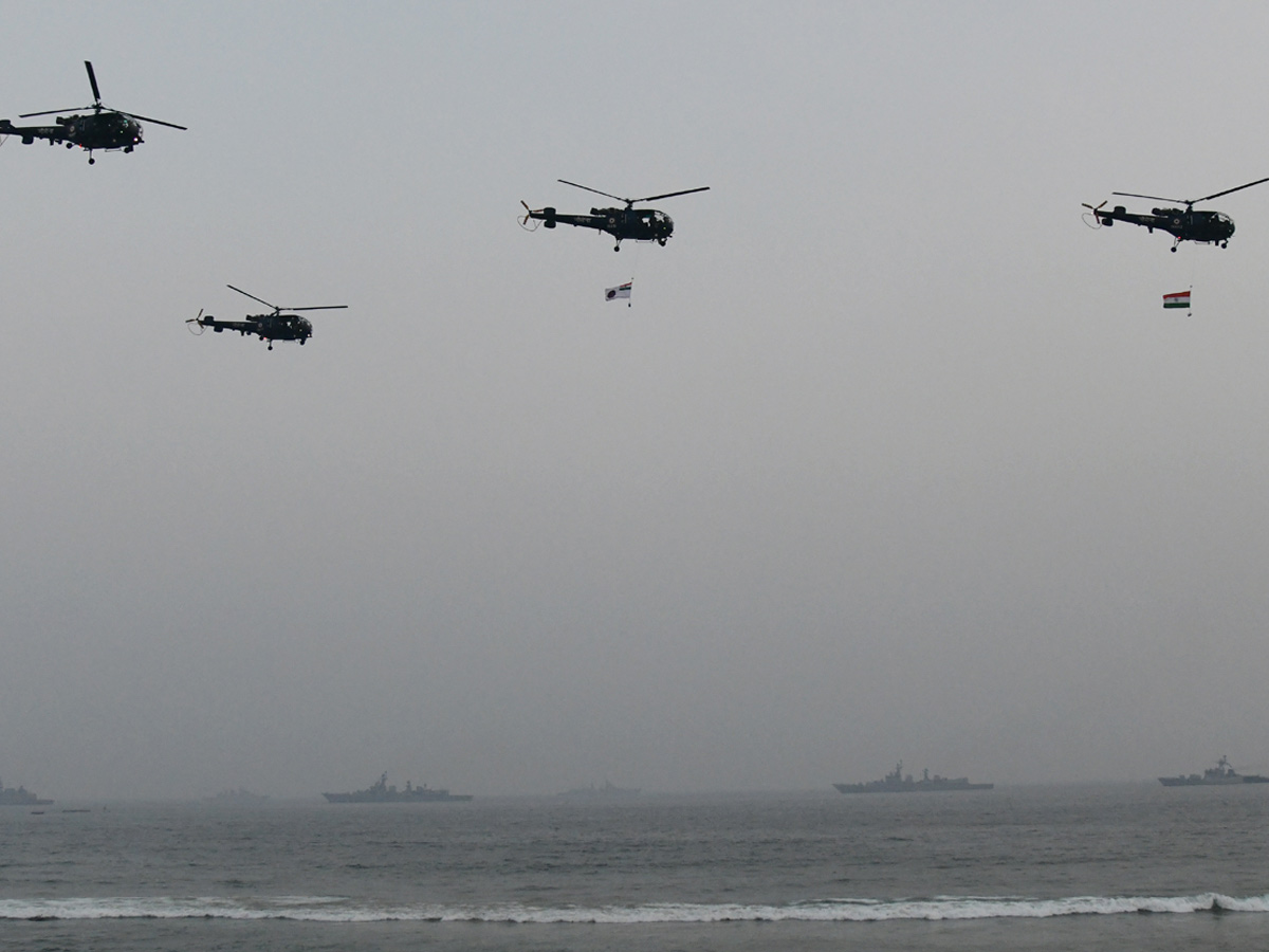 Navy Day celebrated in Visakhapatnam Photos37