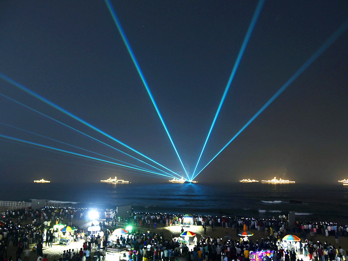 Navy Day celebrated in Visakhapatnam Photos5