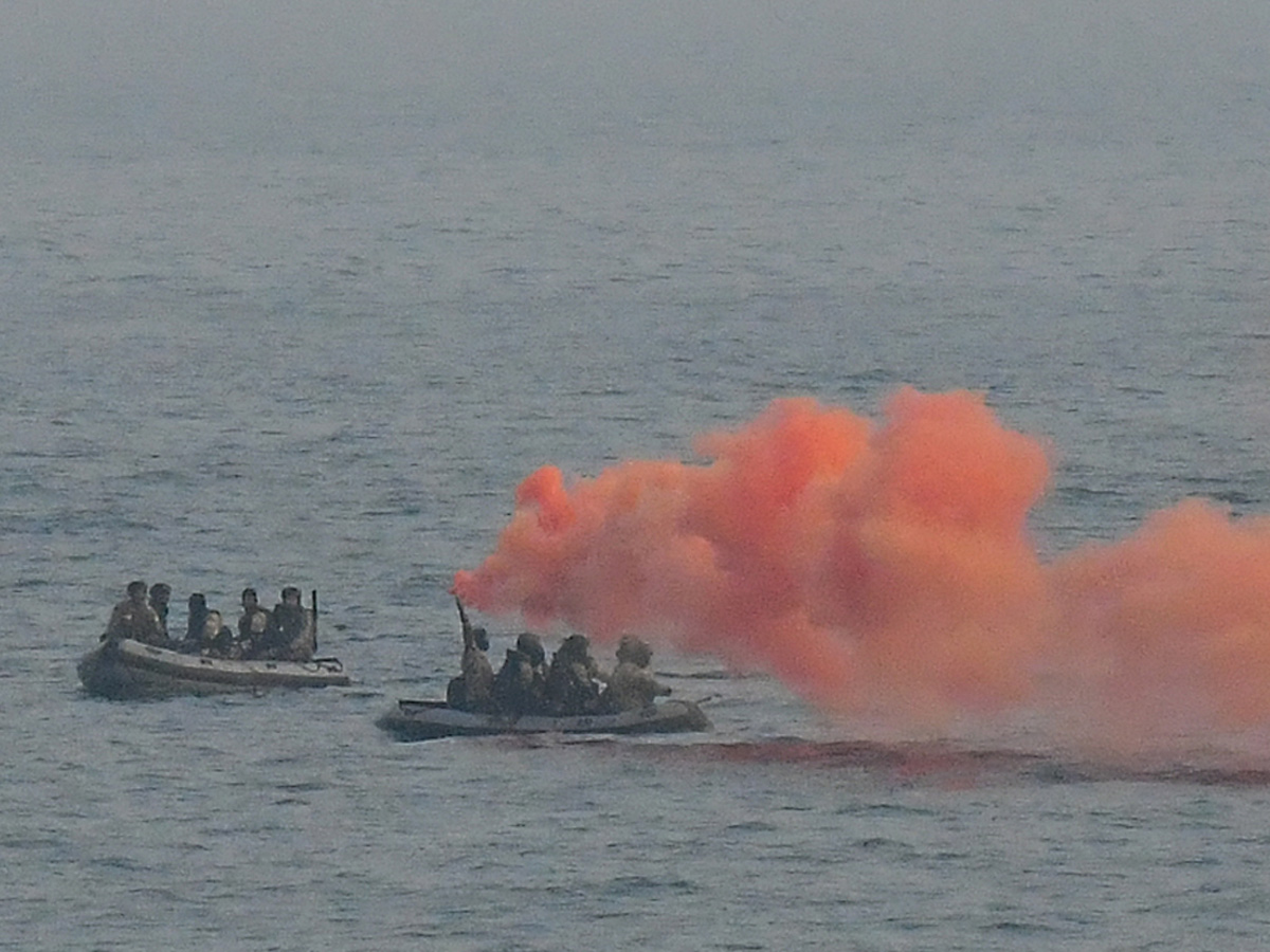 Navy Day celebrated in Visakhapatnam Photos49