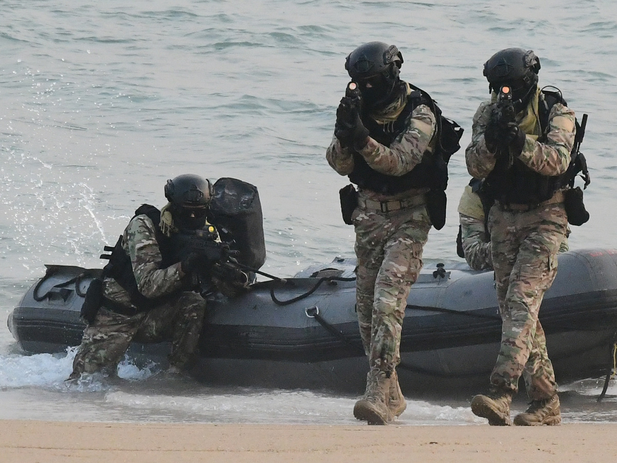 Navy Day celebrated in Visakhapatnam Photos51