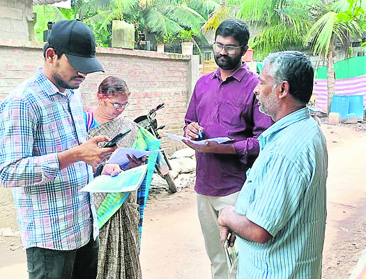 దివ్యాంగులపై దోబూచిలాట1