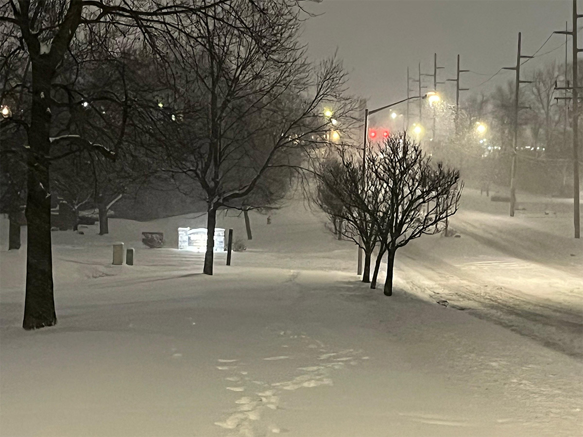 Heavy Snow Storm in America, Photos Goes Viral17