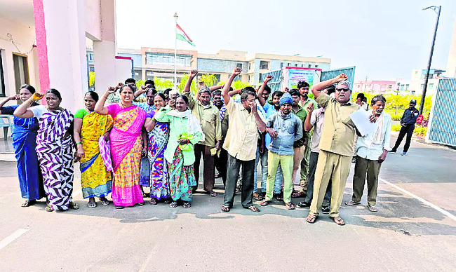 సమస్యలకు తక్షణ పరిష్కారం1