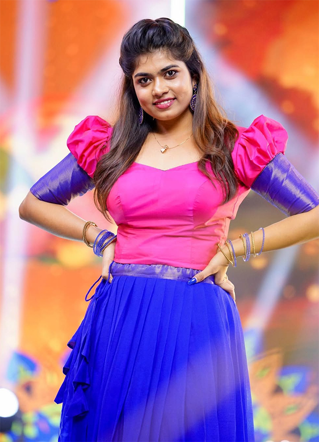 Jabardasth Rithu Chowdary Latest Photo Gallery Goes Viral20