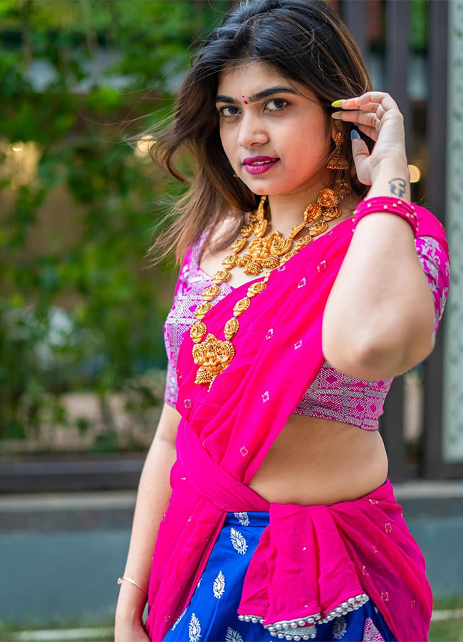 Jabardasth Rithu Chowdary Latest Photo Gallery Goes Viral22