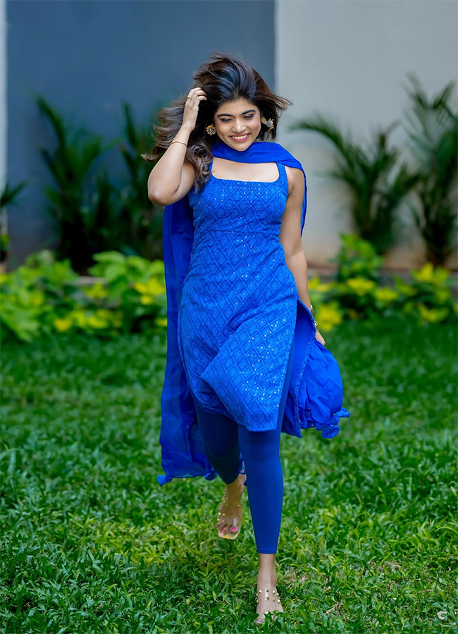 Jabardasth Rithu Chowdary Latest Photo Gallery Goes Viral7