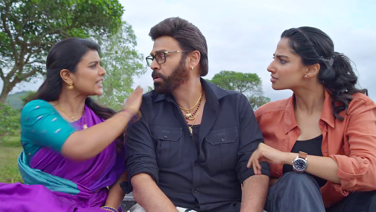 Venkatesh Sankranthiki Vasthunnam Movie HD Stills Photos Goes Viral5