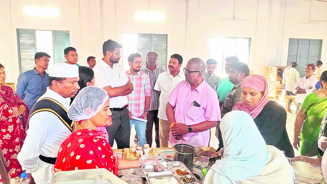 ఆదివాసీ సంస్కృతి ప్రతిబింబించాలి1