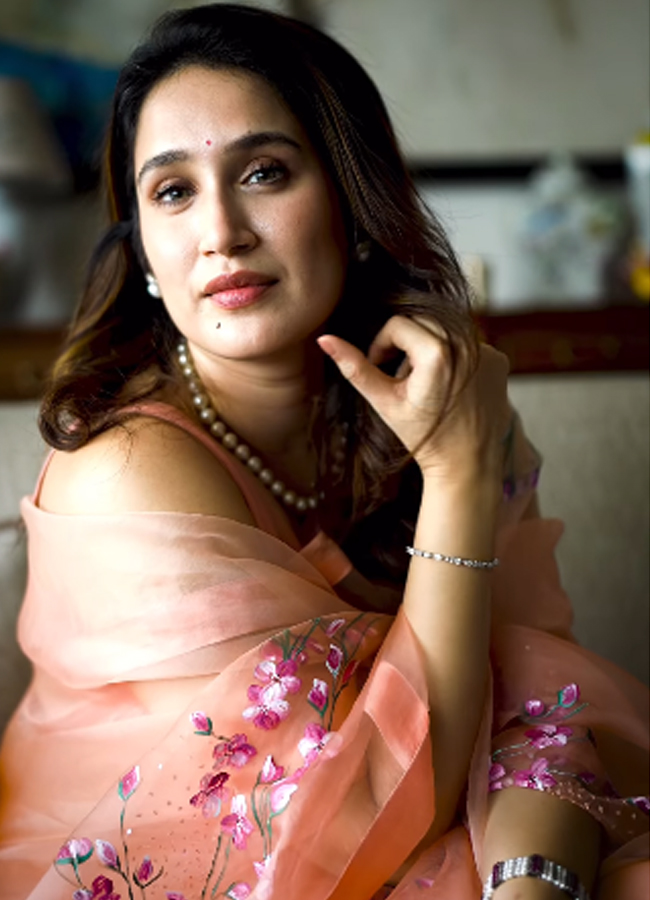 Sagarika Ghatge in a Benarasi saree from her fashion brand Akutee8