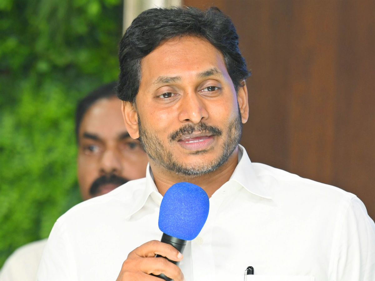 YS Jagan Meeting With Nellore YSRCP Leaders: Photos7