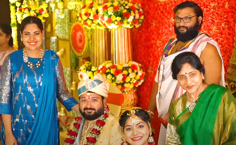 Hero Saikiran Shared Wedding Photos on Social Media5