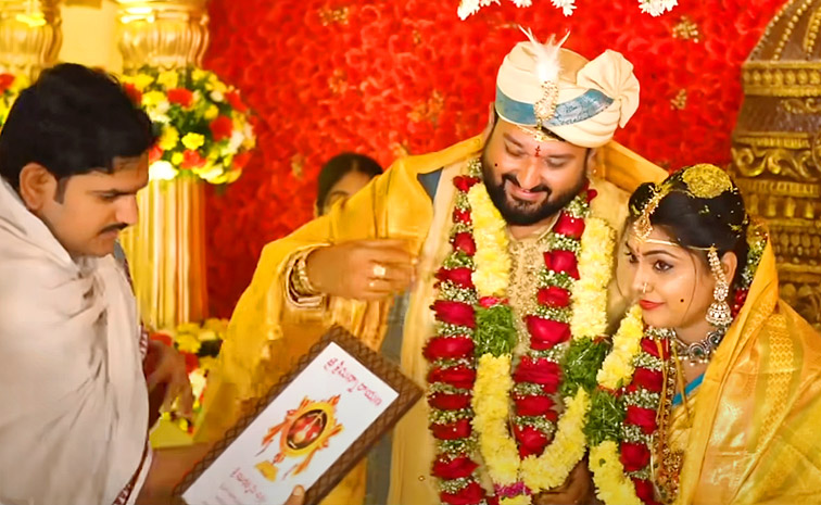 Hero Saikiran Shared Wedding Photos on Social Media6