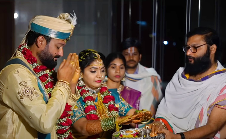 Hero Saikiran Shared Wedding Photos on Social Media7