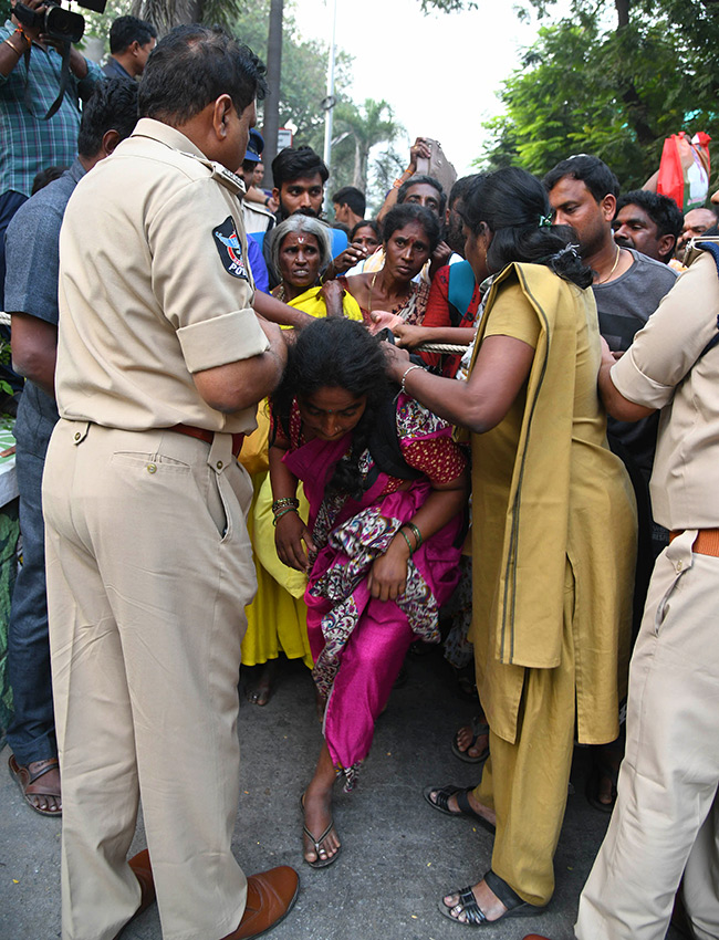 Tirupati Stampede At Least 6 Dead In Stampede At Tirupati Photos16