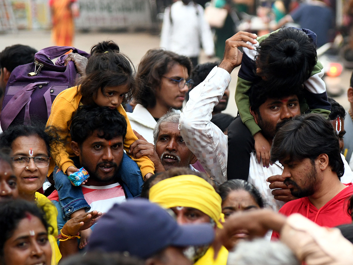 Tirupati Stampede At Least 6 Dead In Stampede At Tirupati Photos23