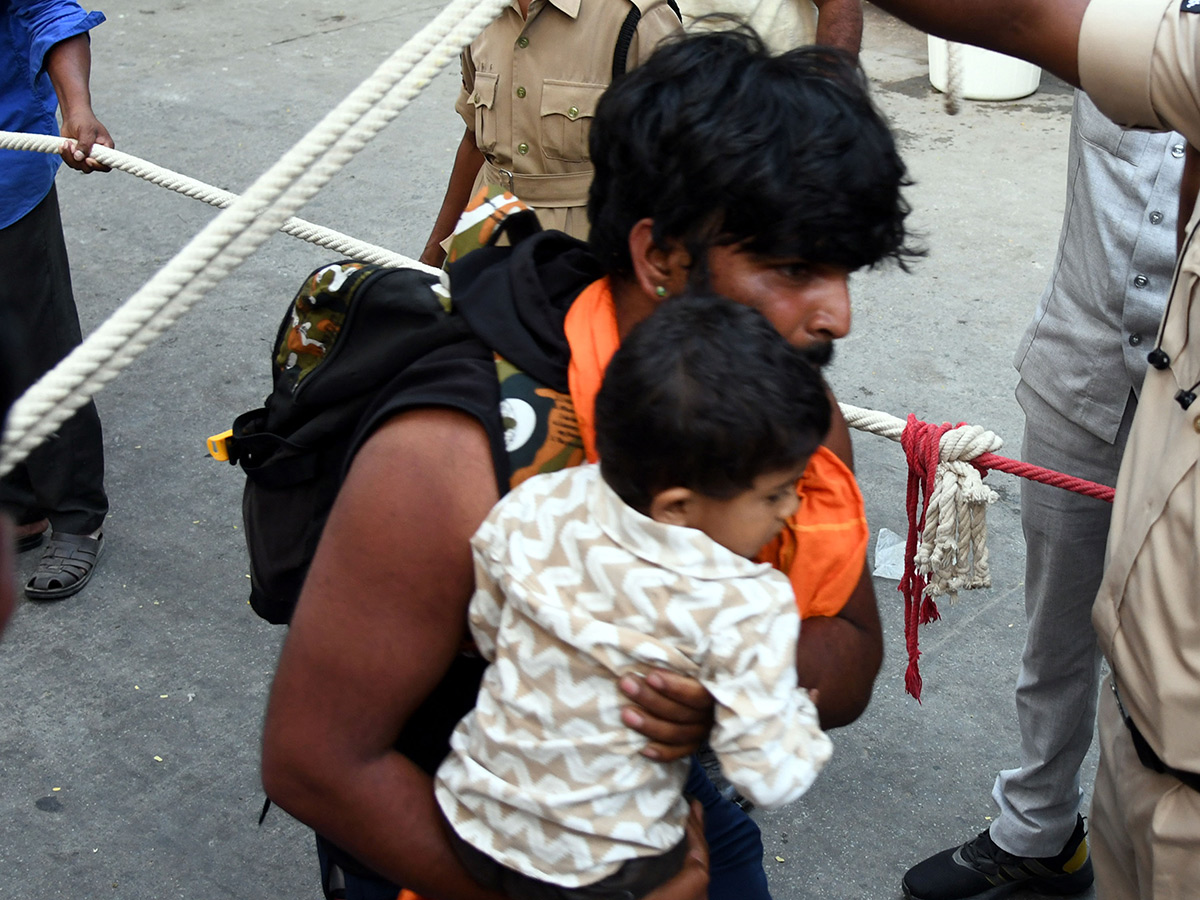 Tirupati Stampede At Least 6 Dead In Stampede At Tirupati Photos55