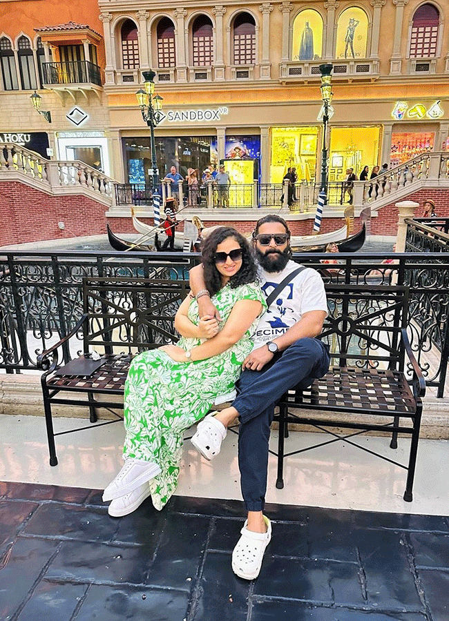 Director Rishab Shetty Share Photos On Wedding Anniversary5